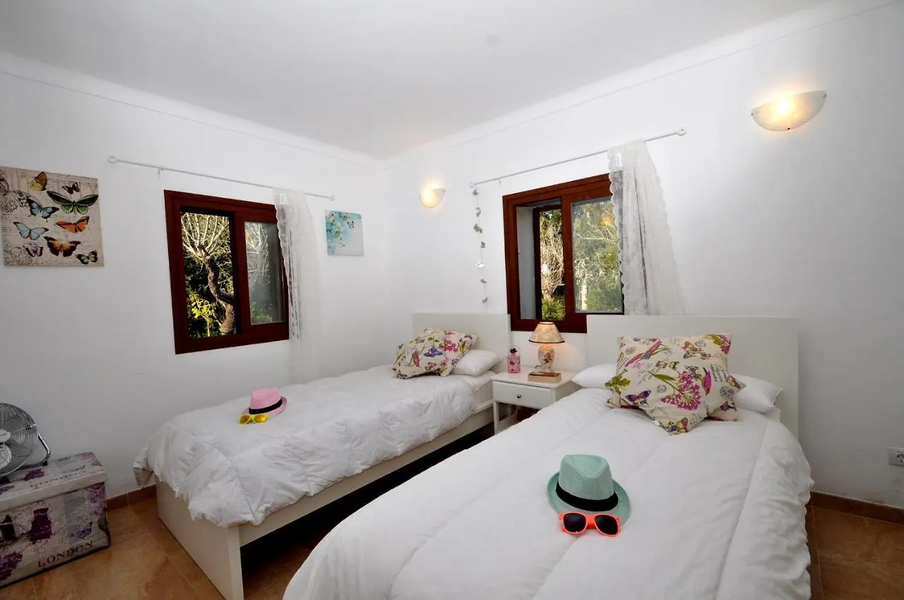 Can Barrera Guest House Costitx  Country house Costitx (Mallorca)