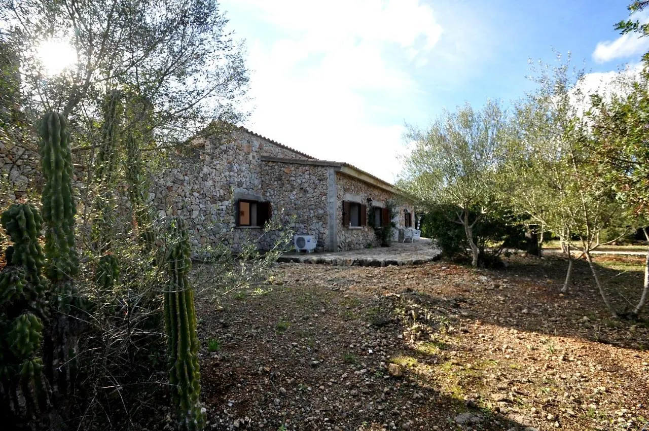 Can Barrera Guest House Costitx  Country house Costitx (Mallorca)